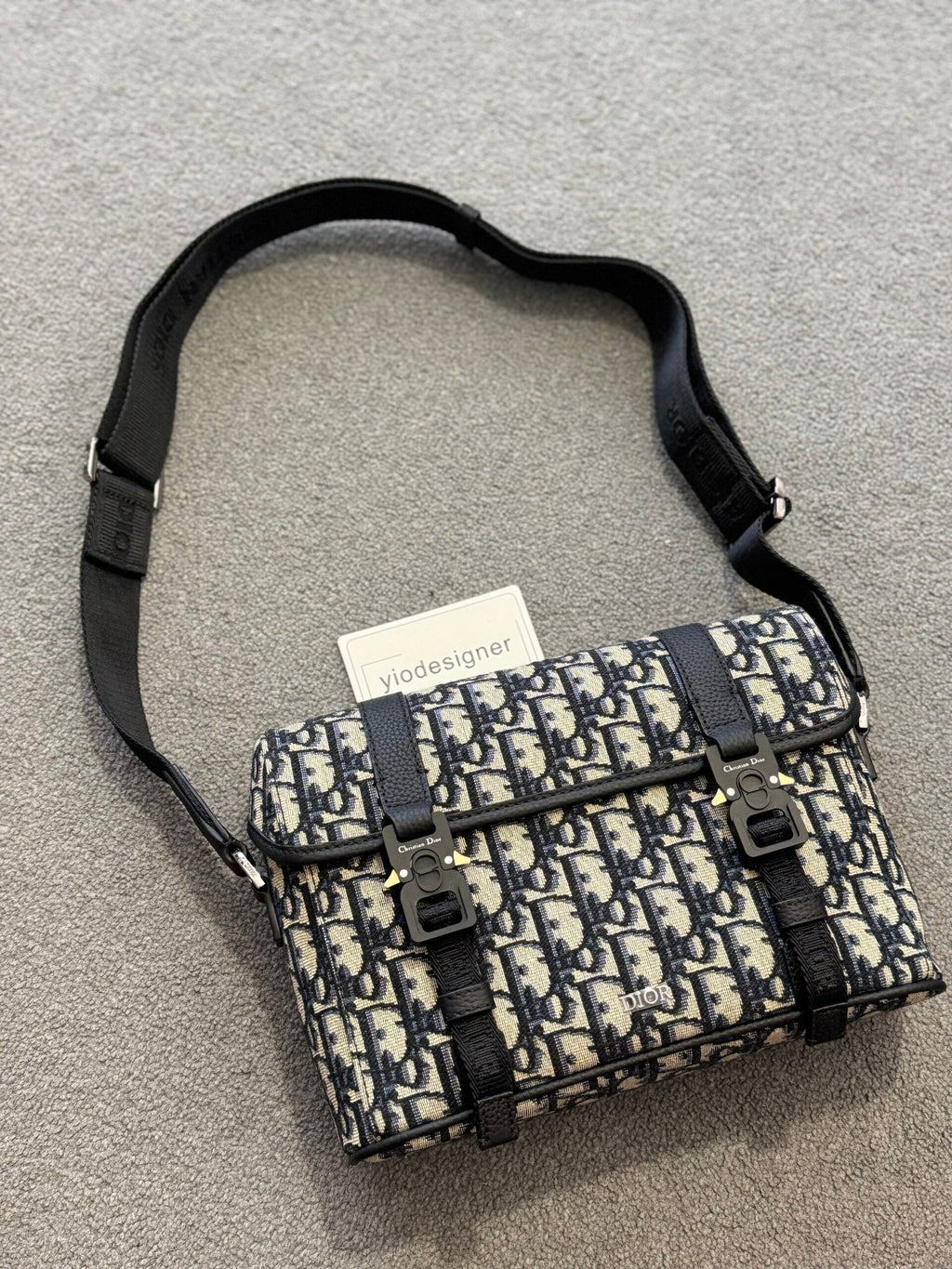 Dior | Dior bag | Back View | yiodesigner.co.uk