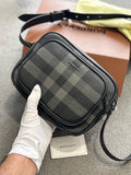 Burberry | Burberry bag Grey/Cream | Front View | yiodesigner.co.uk