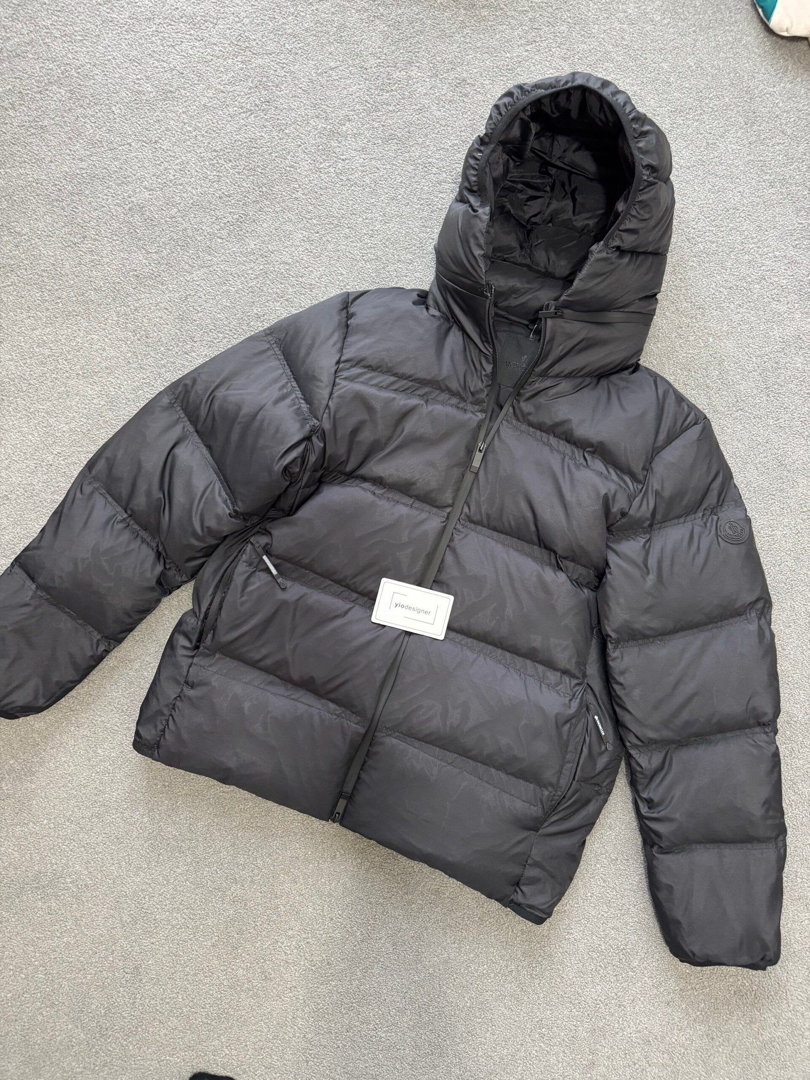 Moncler | Moncler coat | Size 1 | Front View | yiodesigner.co.uk