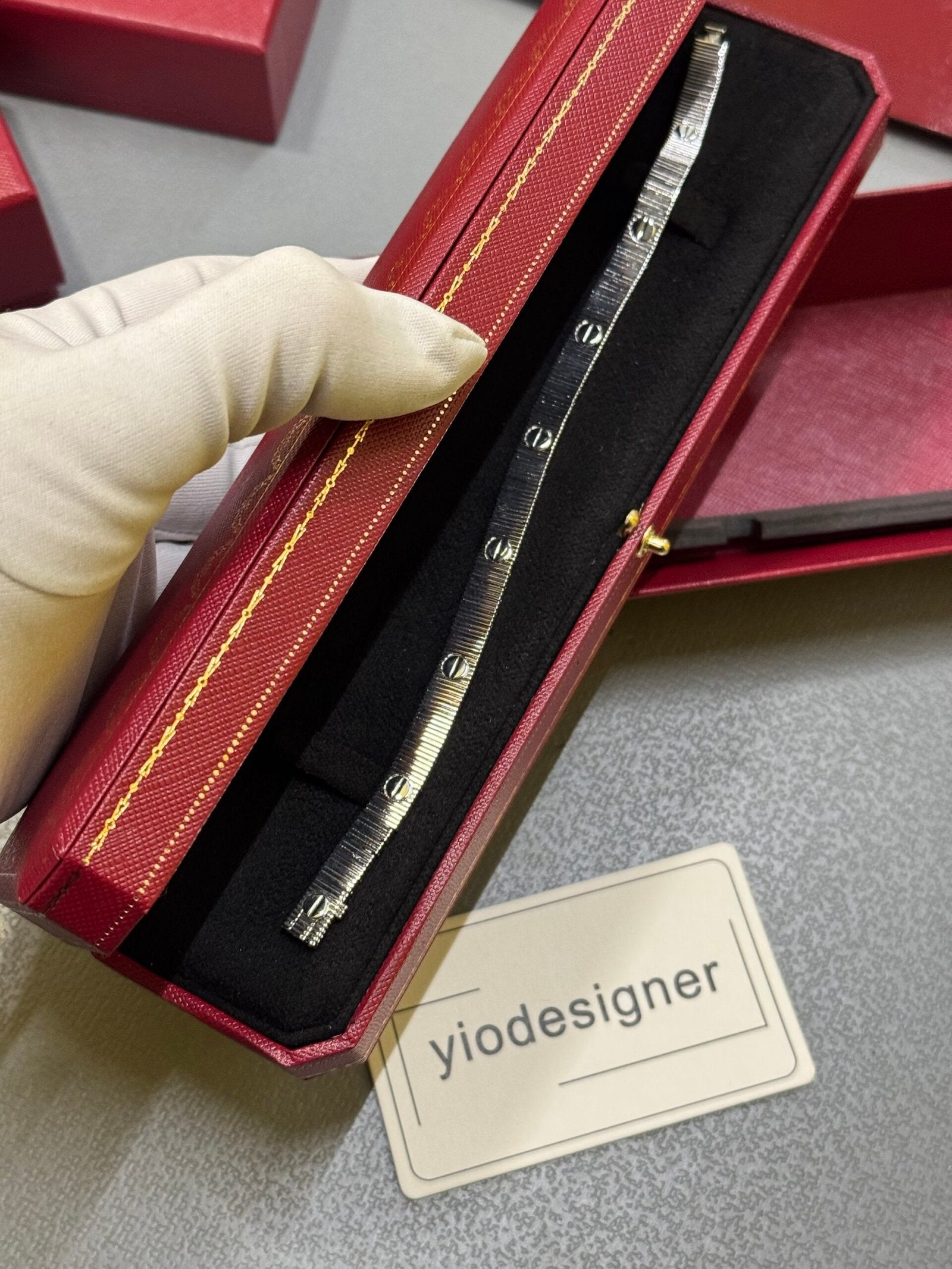 Cartier | Cartier bracelt | Back View | yiodesigner.co.uk