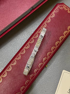 Cartier | Cartier bracelt | Detail Shot | yiodesigner.co.uk