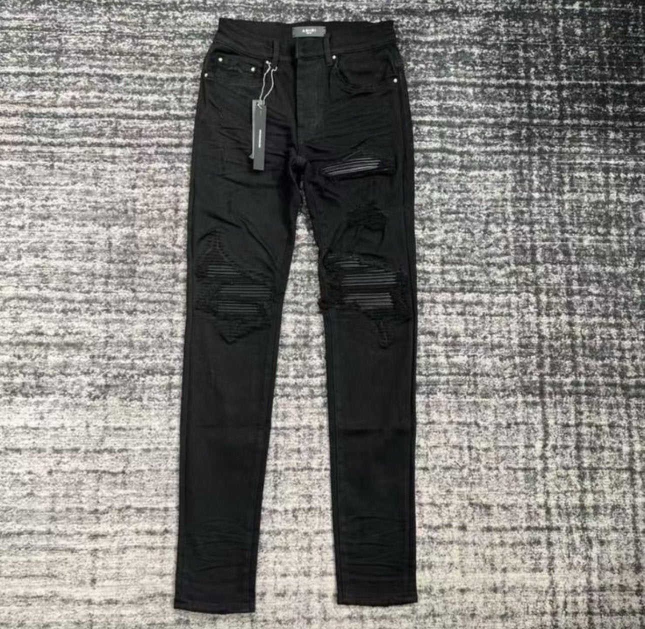 Amiri | Amiri jeans | Size 30 | Front View | yiodesigner.co.uk