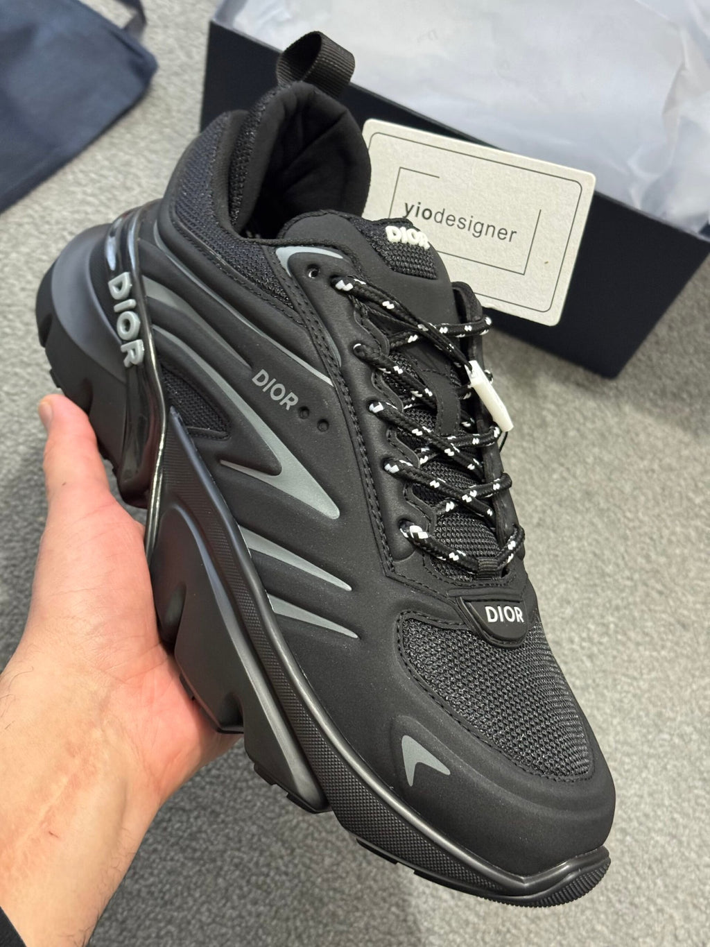 Dior | Dior B44 sneaker | Size 9.5 | Label View | yiodesigner.co.uk