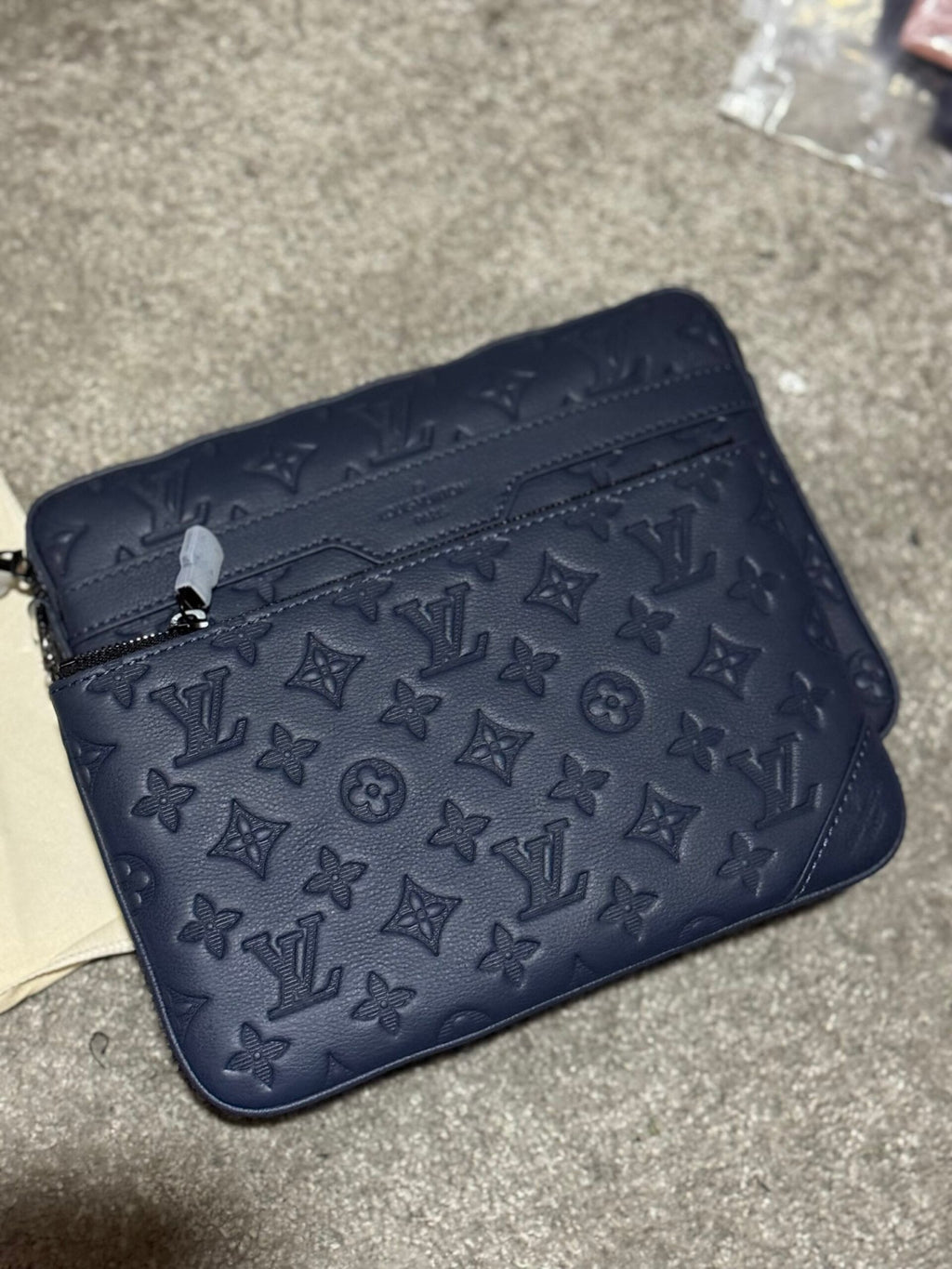 Louis Vuitton | Lv bag | Back View | yiodesigner.co.uk