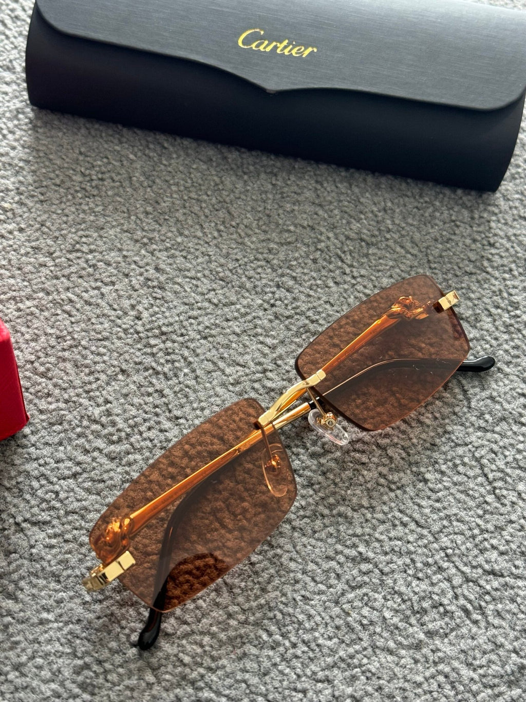 Cartier | Cartier sunglasses | Side View | yiodesigner.co.uk