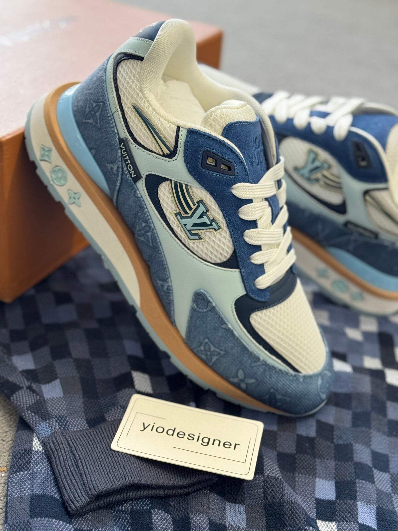 Louis Vuitton | Lv sneaker | View 9 | yiodesigner.co.uk
