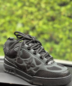 Louis Vuitton | Lv sneaker | Size 9.5 | yiodesigner.co.uk