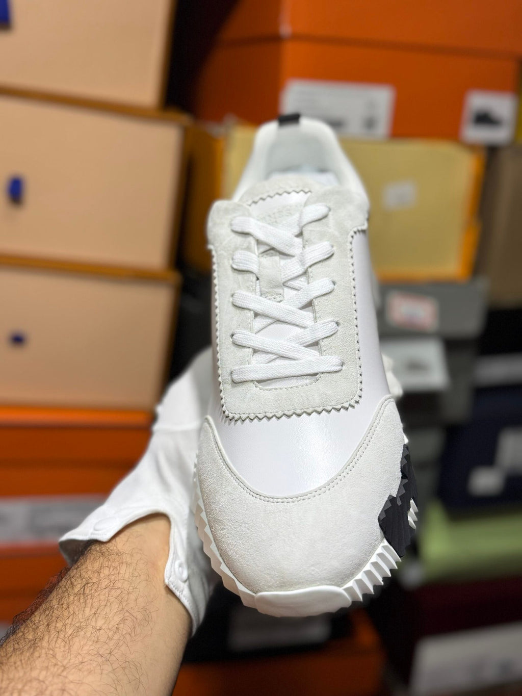 Hermes | Hermes sneaker | Close-Up | yiodesigner.co.uk