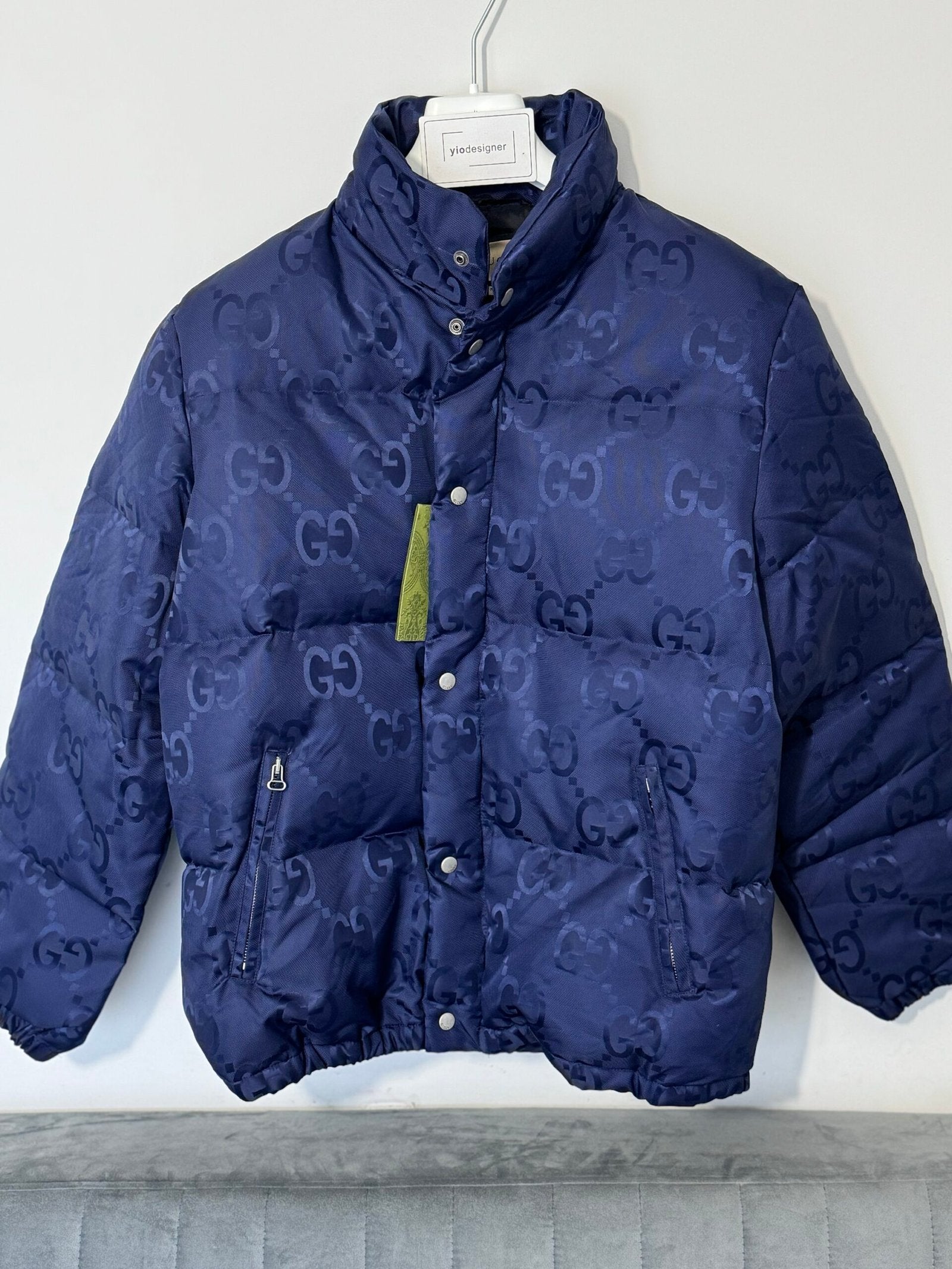 Gucci | Gucci jacket | Size S | Front View | yiodesigner.co.uk