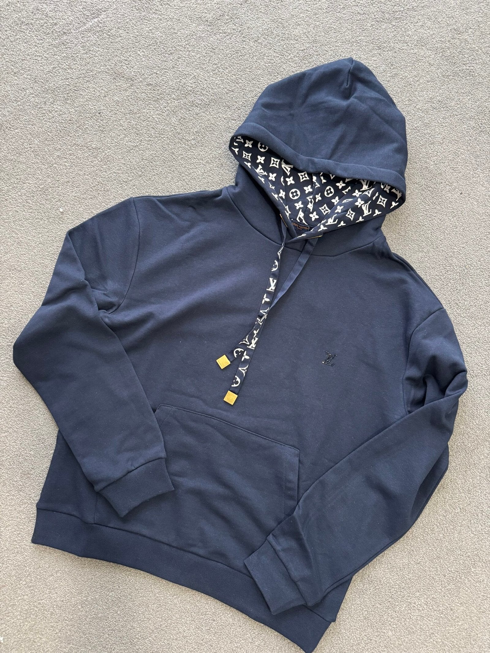 Louis Vuitton | Lv hoody | Size XS | yiodesigner.co.uk