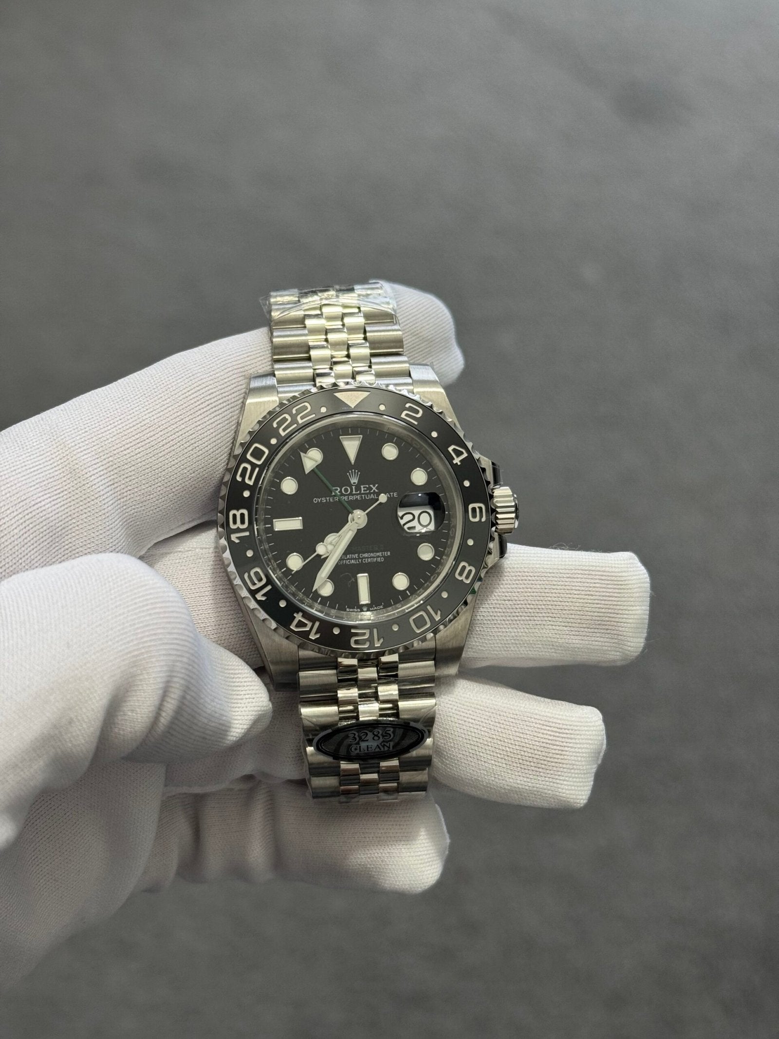Rolex | Rolex watch top | Back View | yiodesigner.co.uk