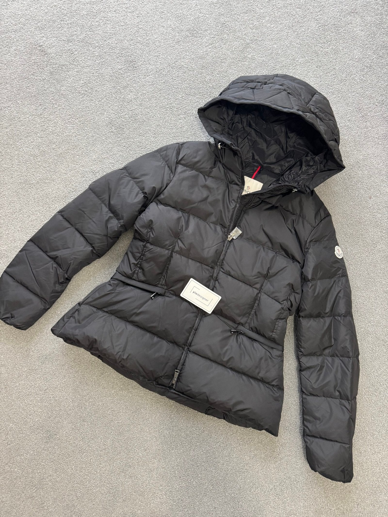 Moncler | Moncler woman coat | Size M | yiodesigner.co.uk