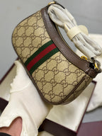 Gucci | Gucci bag woman | Detail Shot | yiodesigner.co.uk