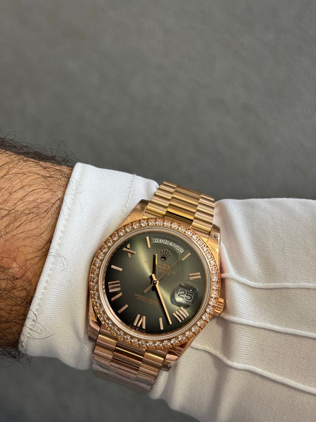 Rolex | Rolex watch top quality | Front View | yiodesigner.co.uk