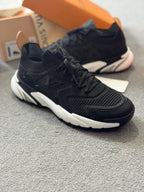 Louis Vuitton | Lv sneaker | Size 8 | Side View | yiodesigner.co.uk