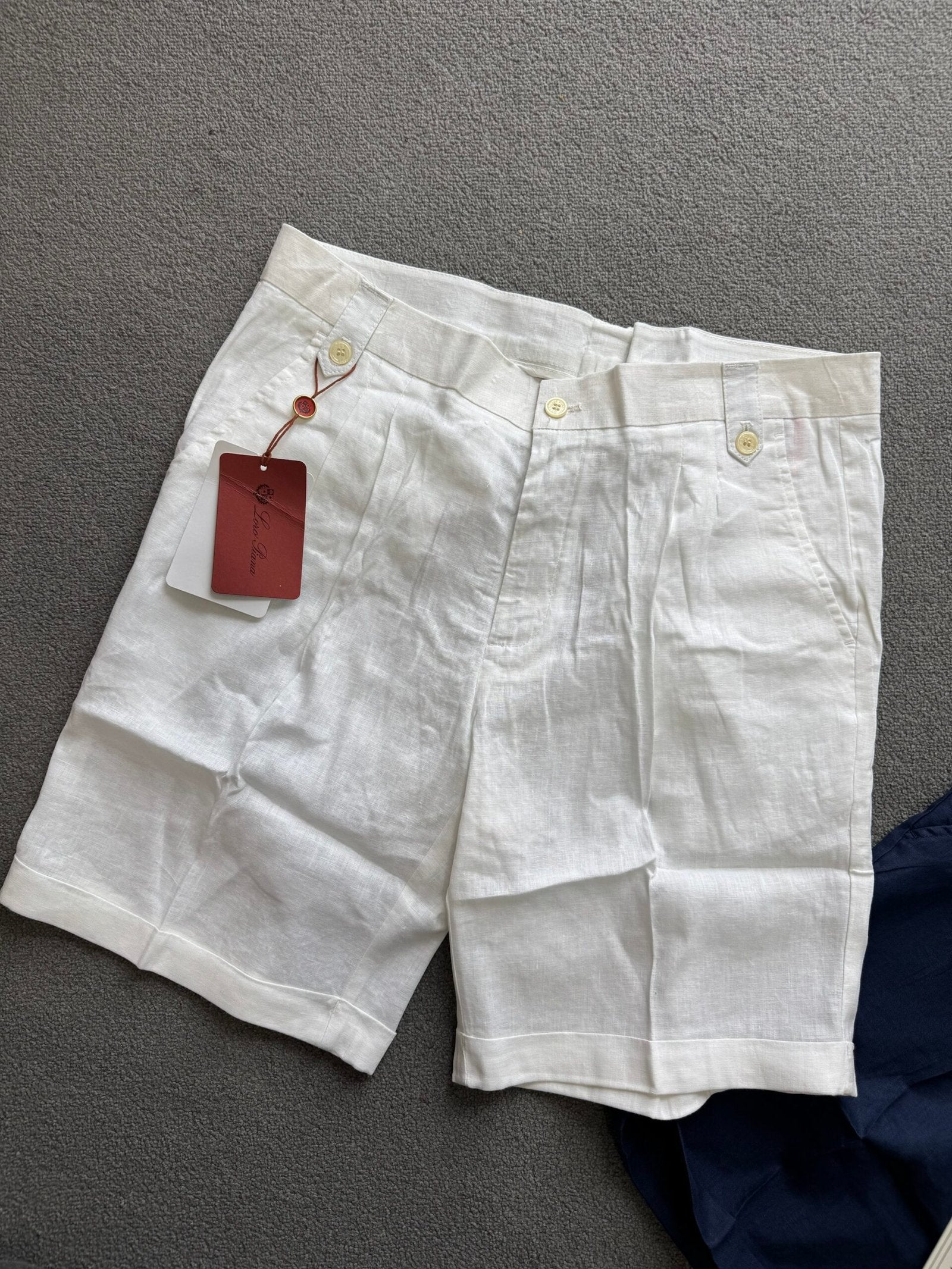 Loropiana | Loropiana short | Size L | yiodesigner.co.uk