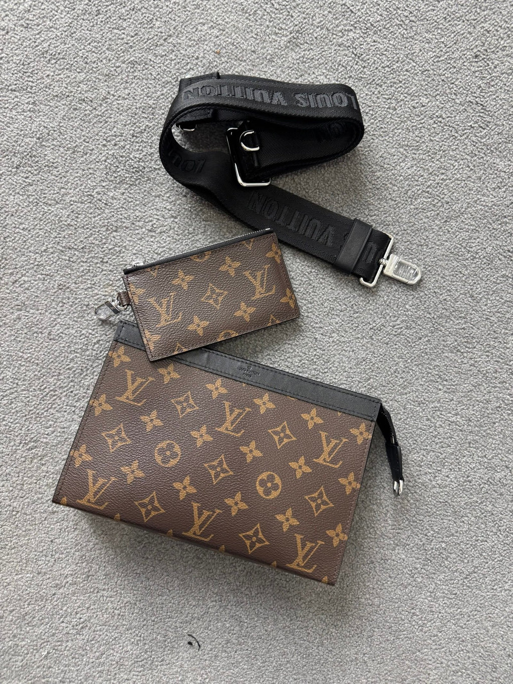 Louis Vuitton | Lv bag | Back View | yiodesigner.co.uk