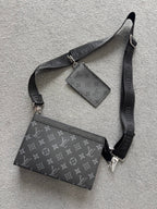 Louis Vuitton | Lv bag | Back View | yiodesigner.co.uk