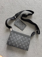 Louis Vuitton | Lv bag | Front View | yiodesigner.co.uk