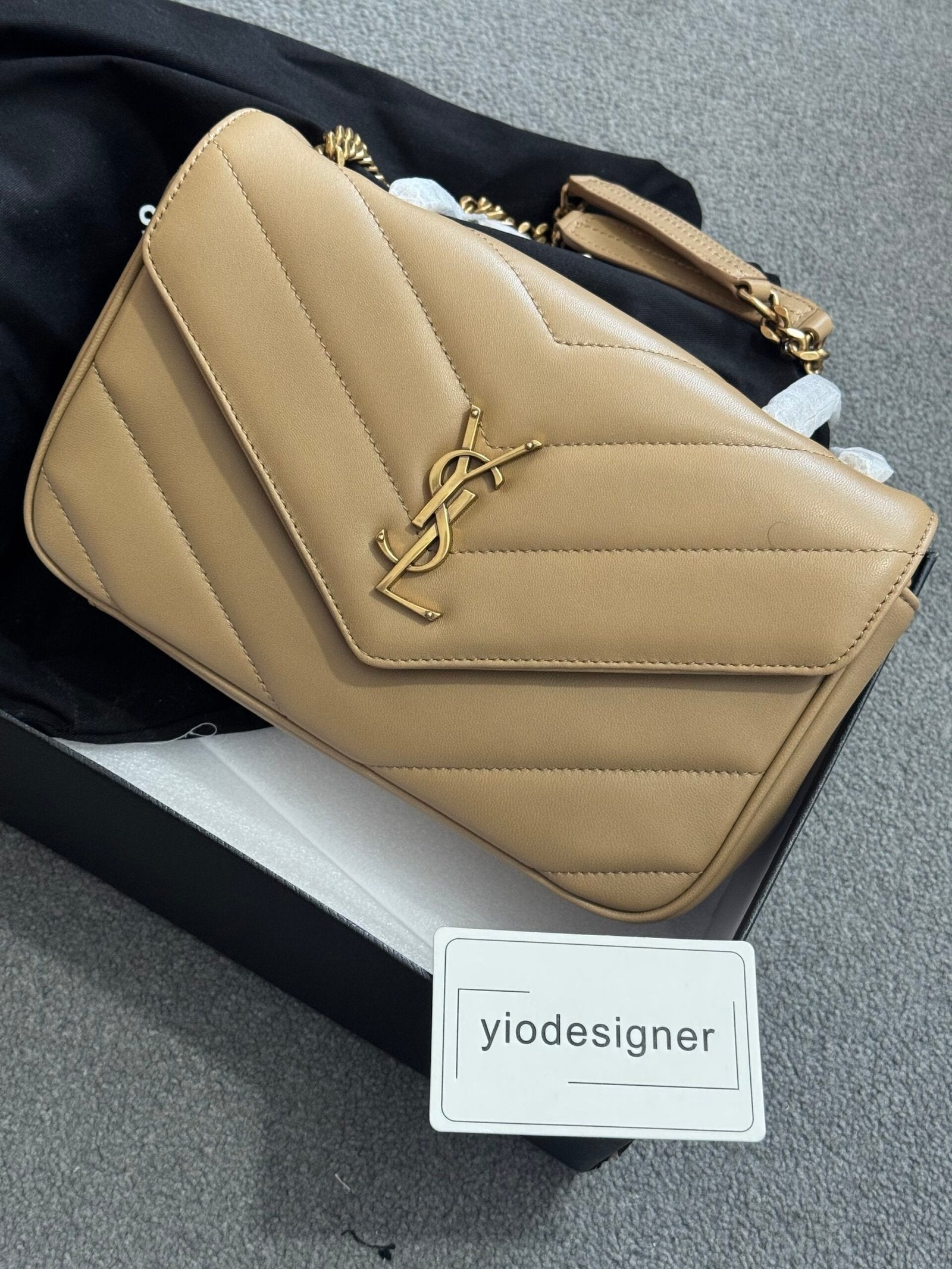 Saint Laurent | Ysl bag meduim | Side View | yiodesigner.co.uk