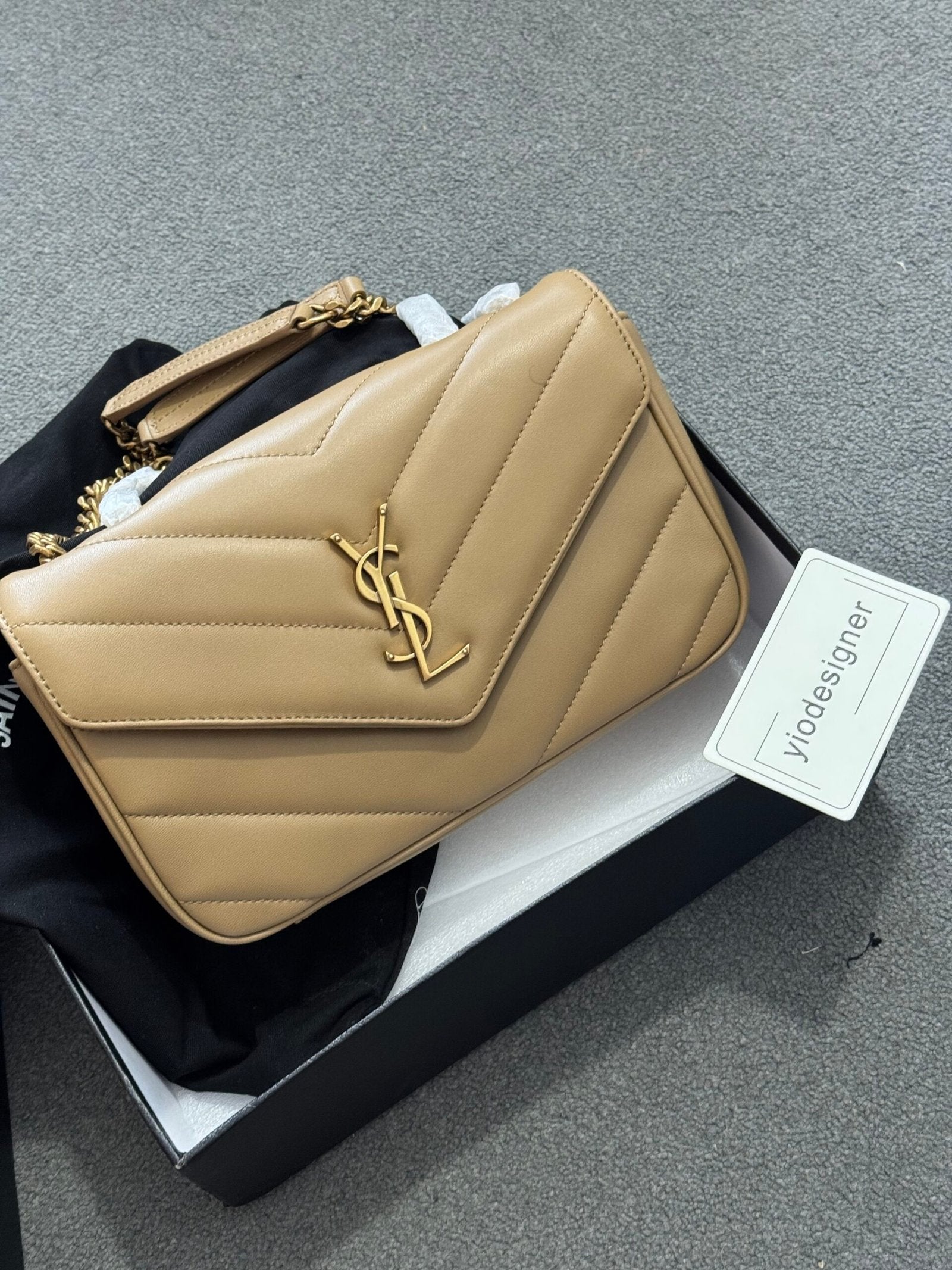 Saint Laurent | Ysl bag meduim | Back View | yiodesigner.co.uk