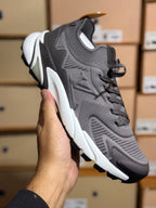 Louis Vuitton | Lv sneaker grey | Size 8 | Side View | yiodesigner.co.uk