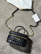 Dior | Dior  bag | Side View | yiodesigner.co.uk