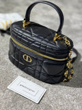 Dior | Dior  bag | Front View | yiodesigner.co.uk