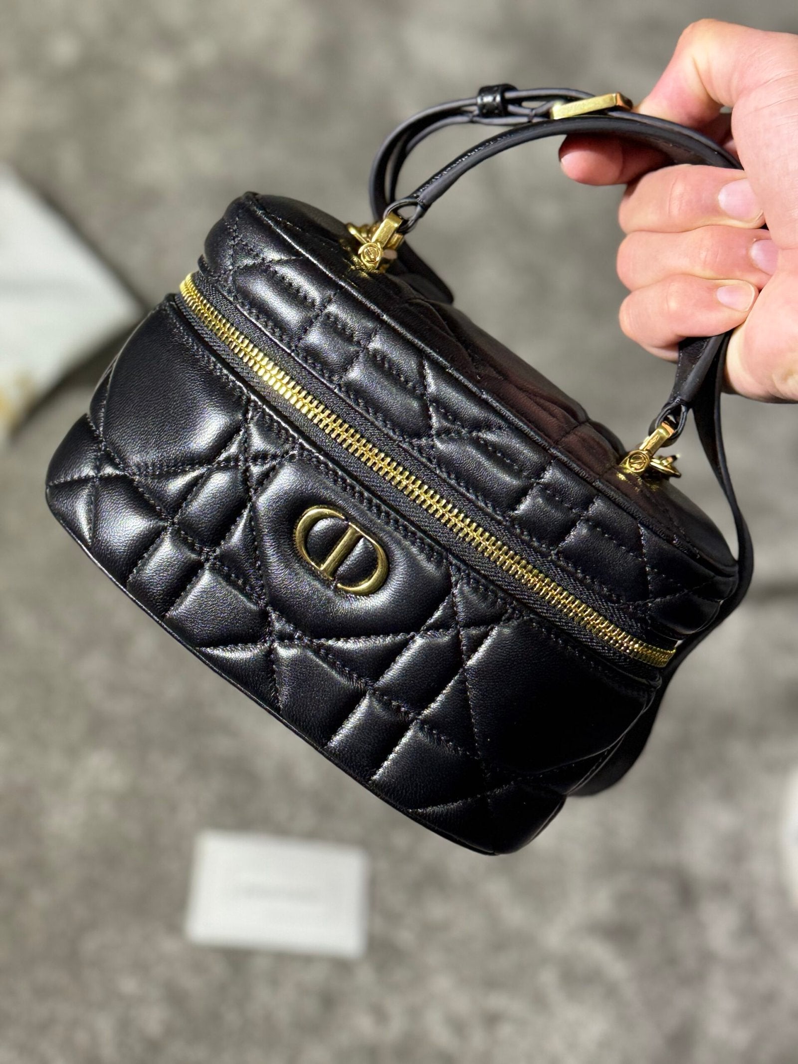 Dior | Dior  bag | Back View | yiodesigner.co.uk