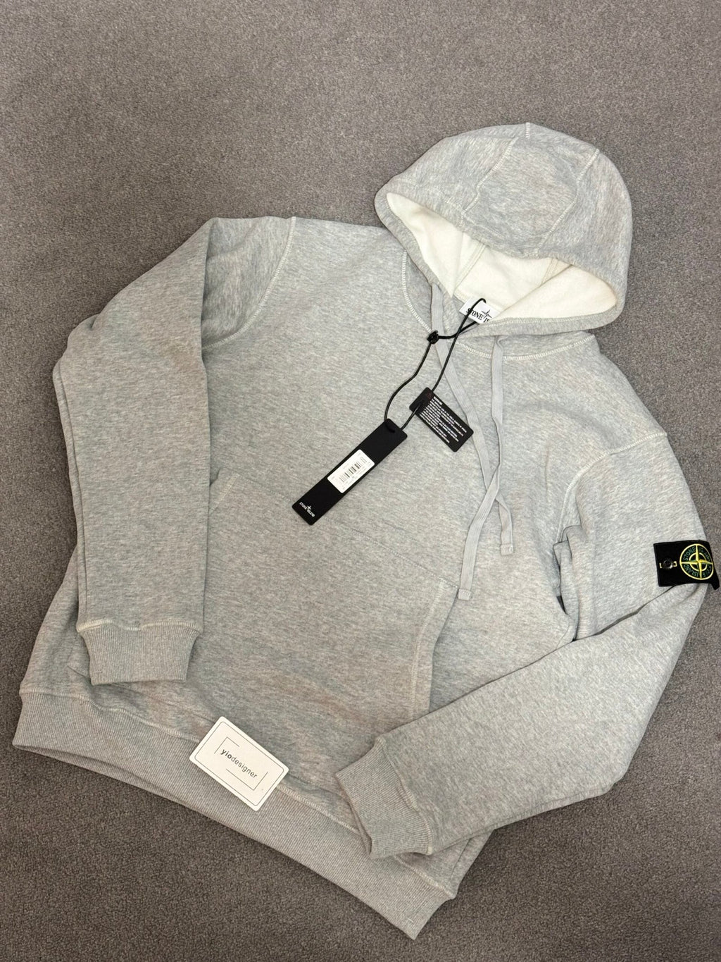 Stone Island | Stone island hoody grey | Close-Up | yiodesigner.co.uk