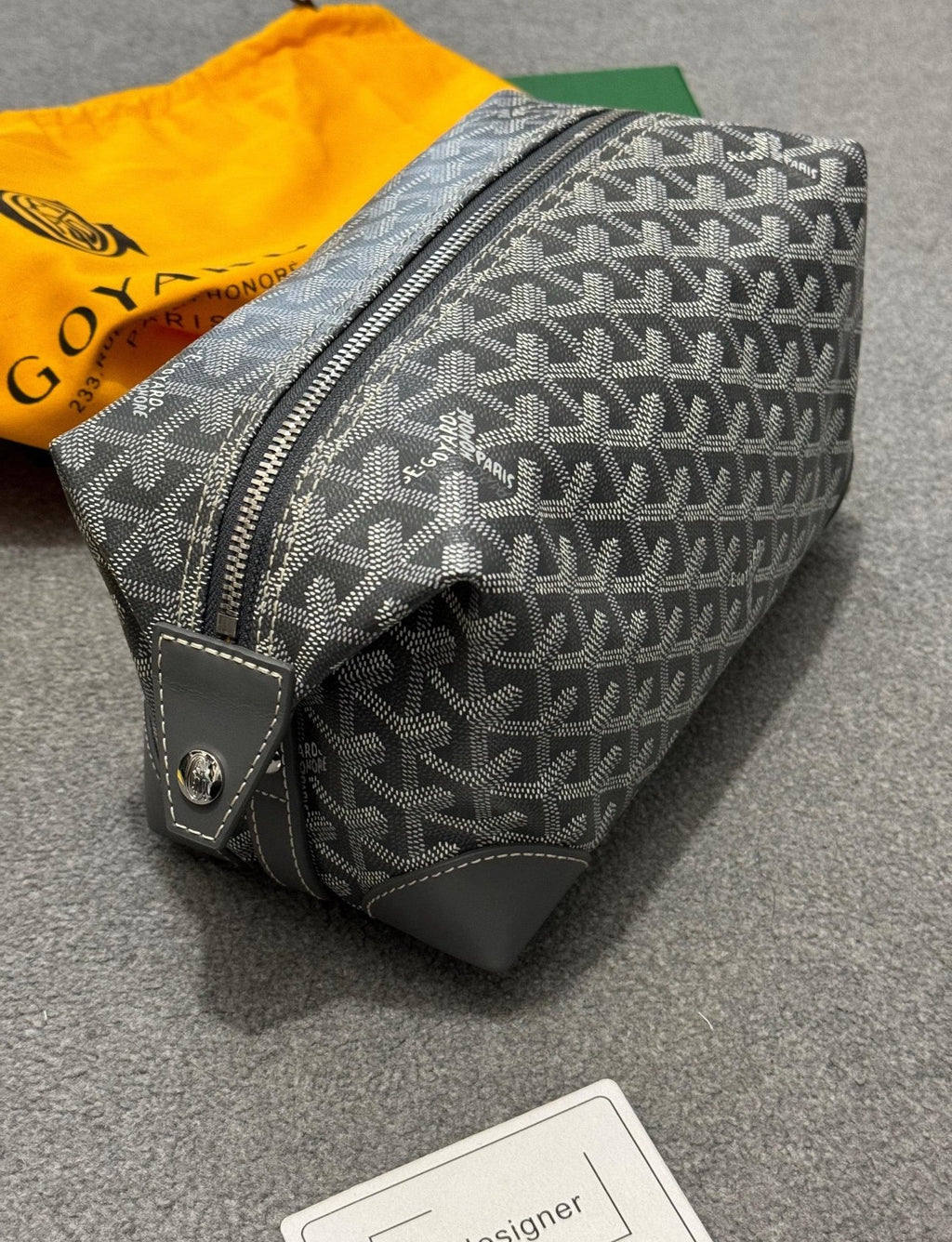Goyard | Goyard bowling 25 bag | Detail Shot | yiodesigner.co.uk