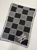 Louis Vuitton | Lv scarf | yiodesigner.co.uk