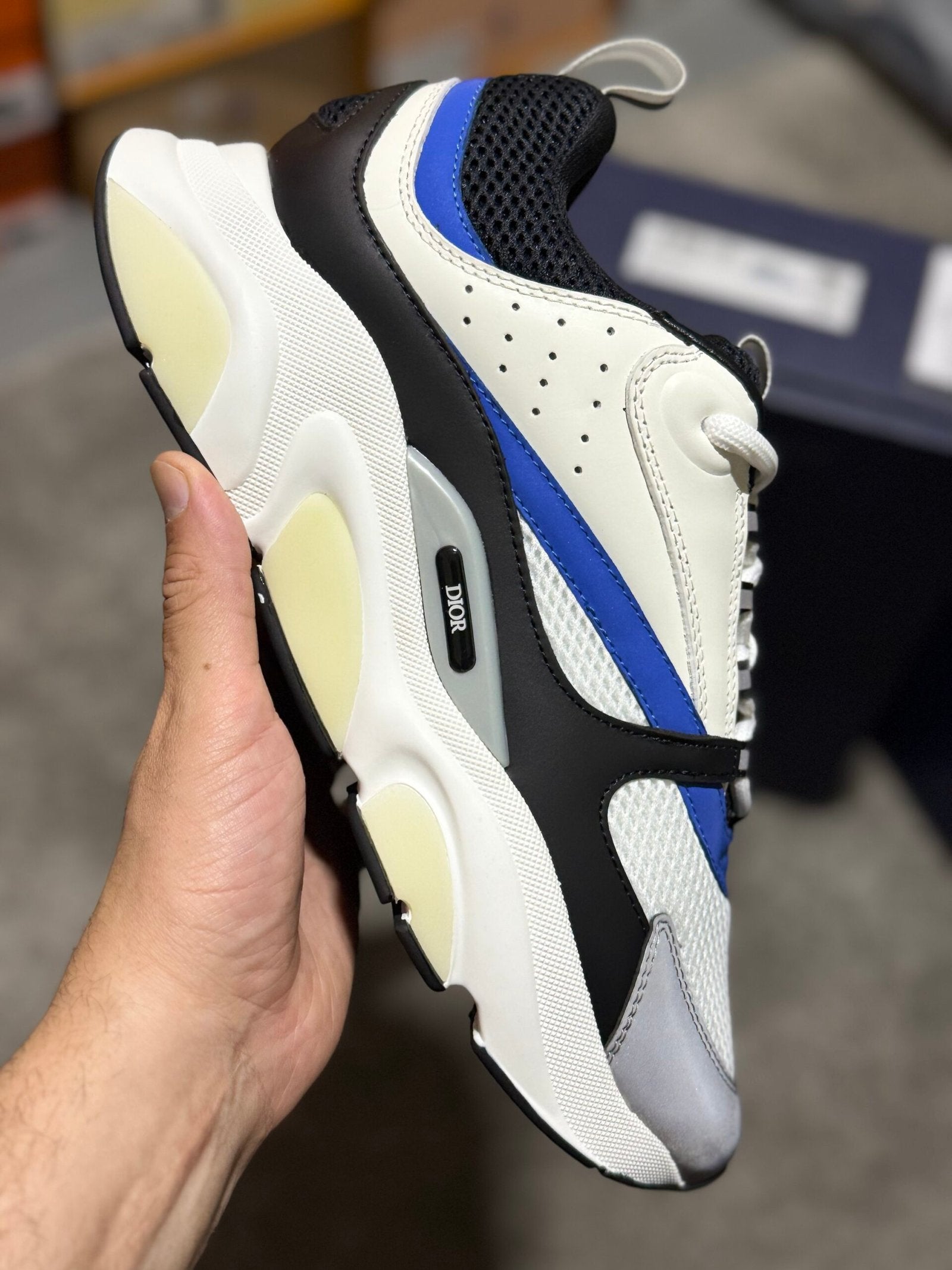 Dior | Dior b22 | Label View | yiodesigner.co.uk