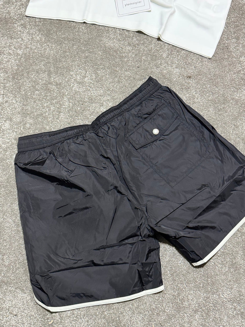 Moncler | Moncler short | Close-Up | yiodesigner.co.uk