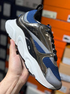 Dior | Dior b22 | Close-Up | yiodesigner.co.uk