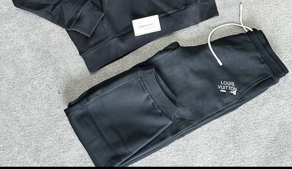 Louis Vuitton | Lv trackauit bottom ( jogger) | Size L | yiodesigner.co.uk