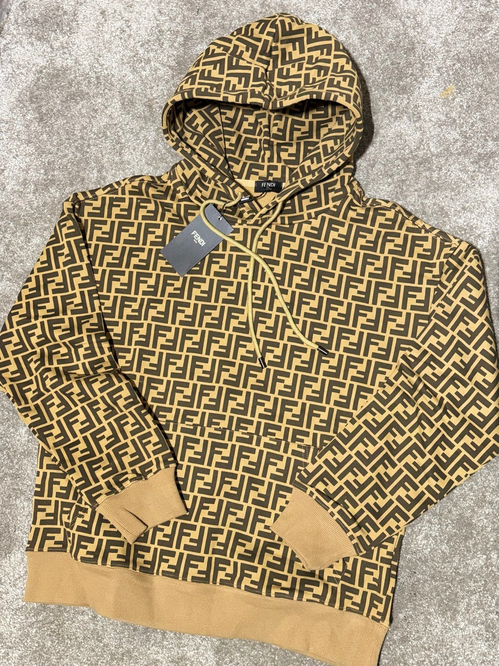 Fendi | Fendi hoody | Size L | yiodesigner.co.uk