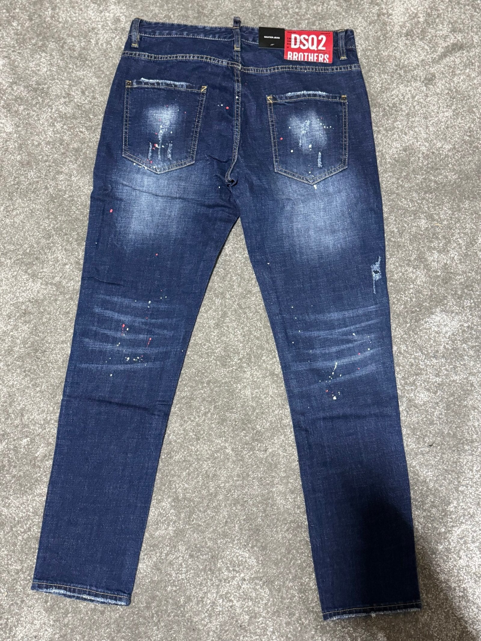 Dsquared² | Dsquared2 jeans | Side View | yiodesigner.co.uk