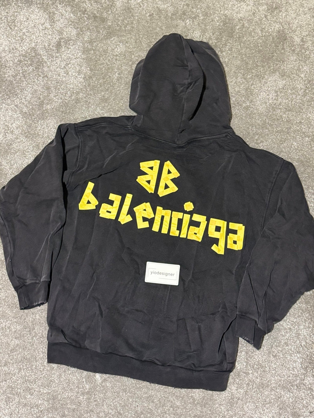 Balenciaga | Balenciaga hoody (oversize) | Close-Up | yiodesigner.co.uk