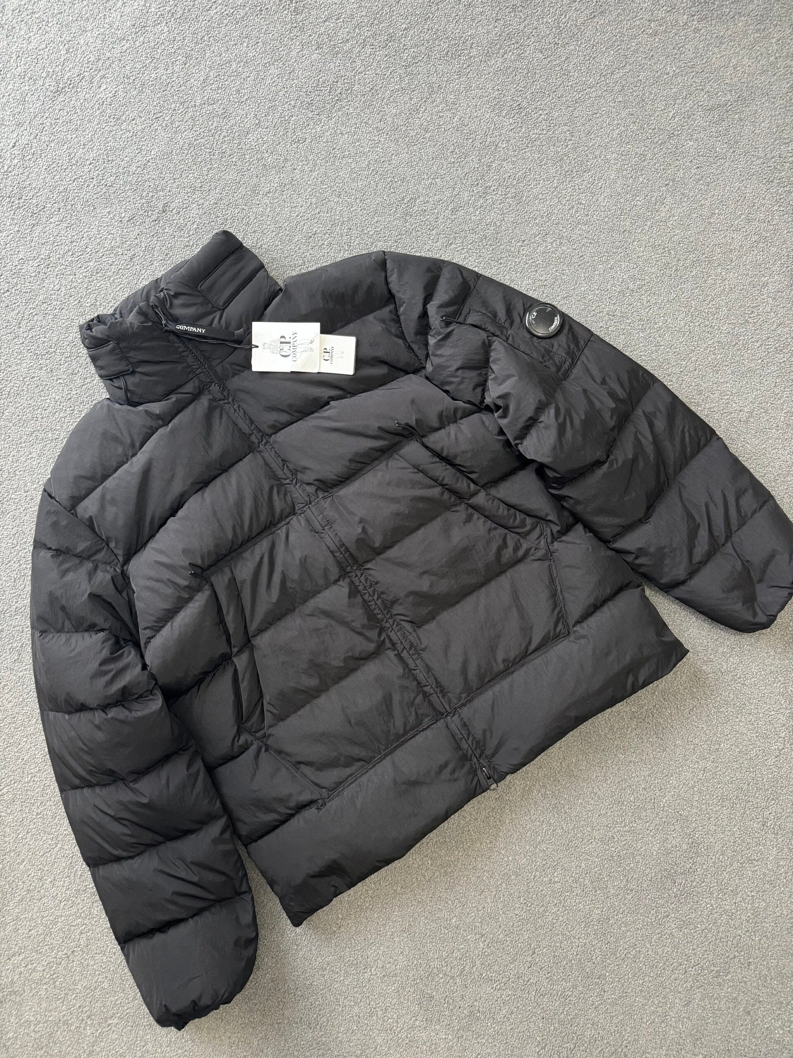 Burberry | Cp company jacket | Label View | yiodesigner.co.uk
