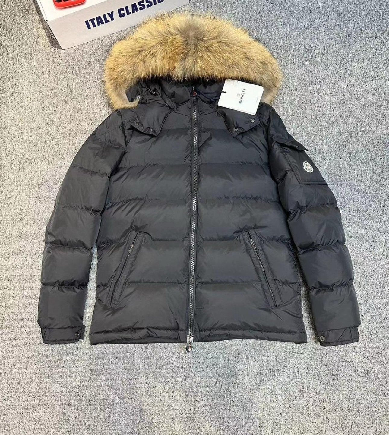 Moncler | Moncler coat black | Size 1 | yiodesigner.co.uk