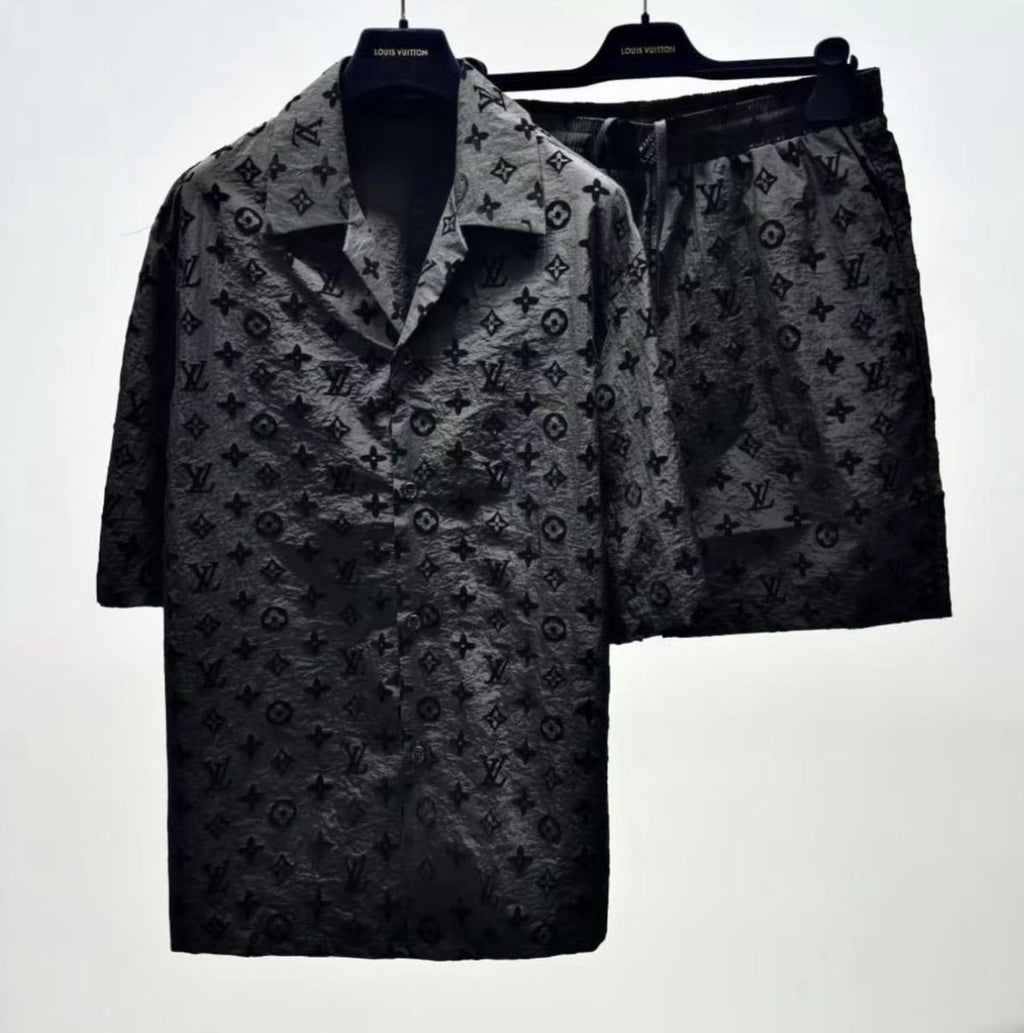 Louis Vuitton | Lv set (shirt and short) | Size L | yiodesigner.co.uk