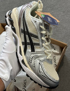 Asics | Asics sneaker | Size 8.5 | yiodesigner.co.uk