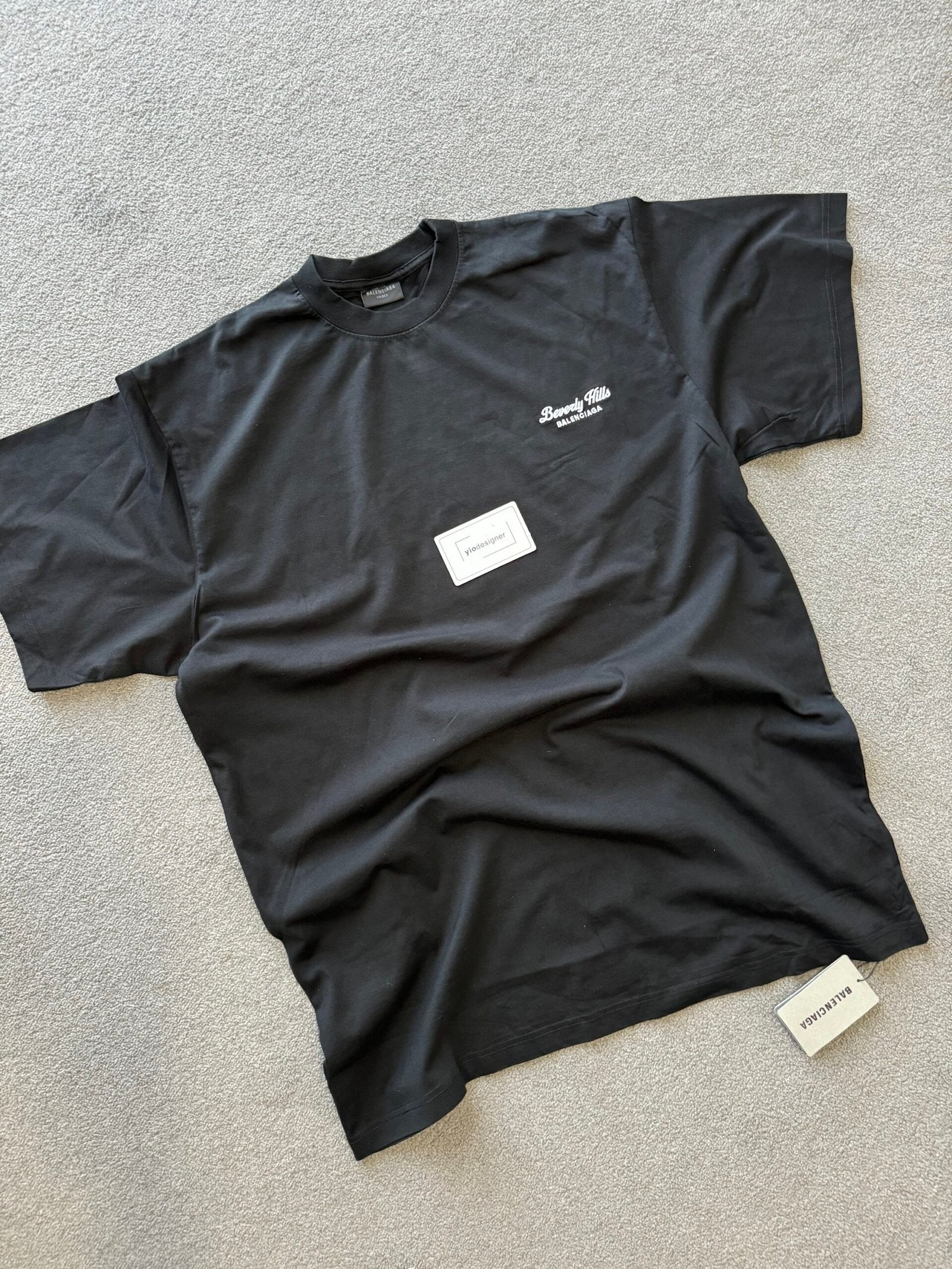 Balenciaga | Balenciaga  oversize T-shirt black | Size XL | yiodesigner.co.uk