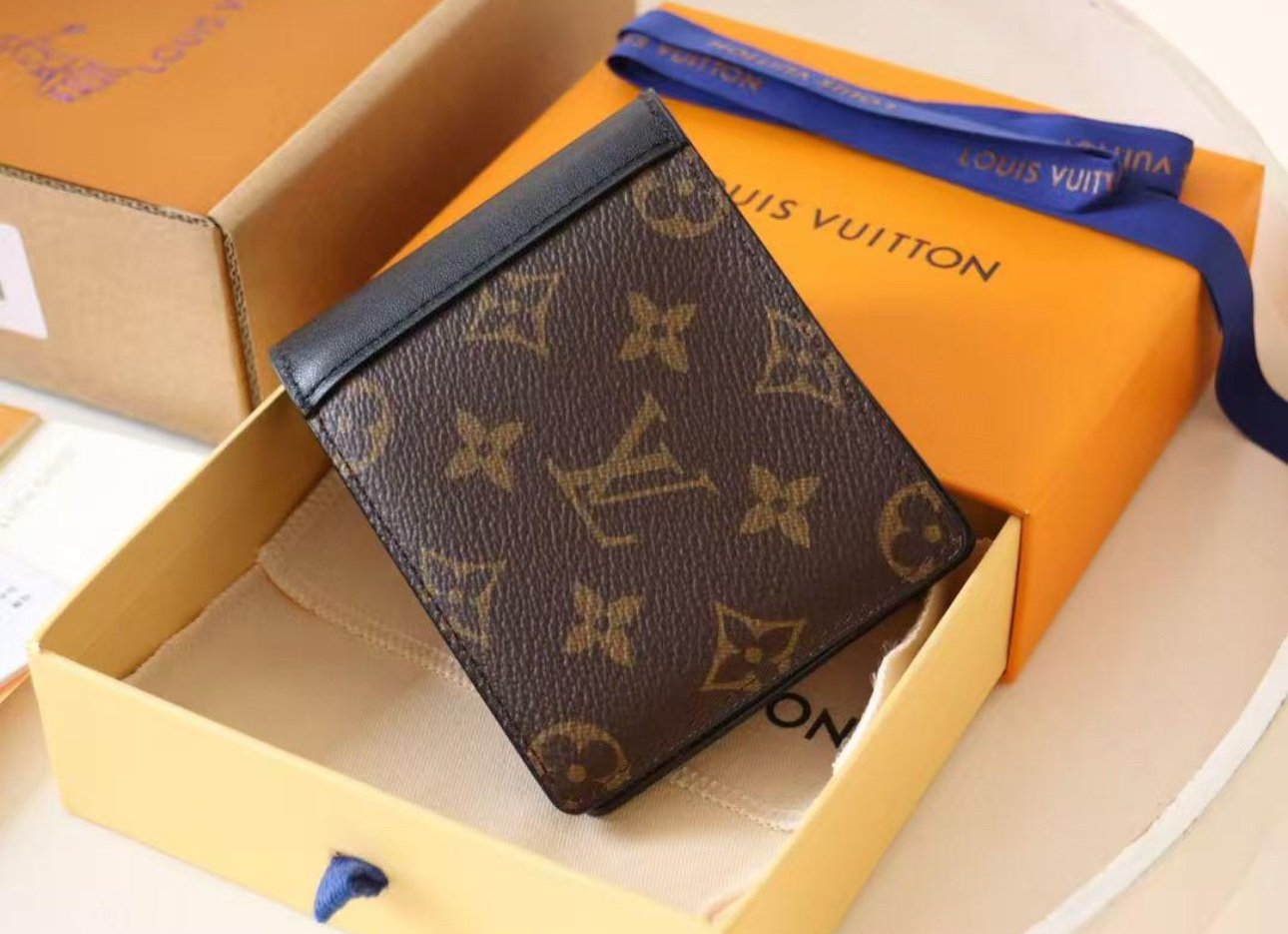 Louis Vuitton | Lv wallet | yiodesigner.co.uk