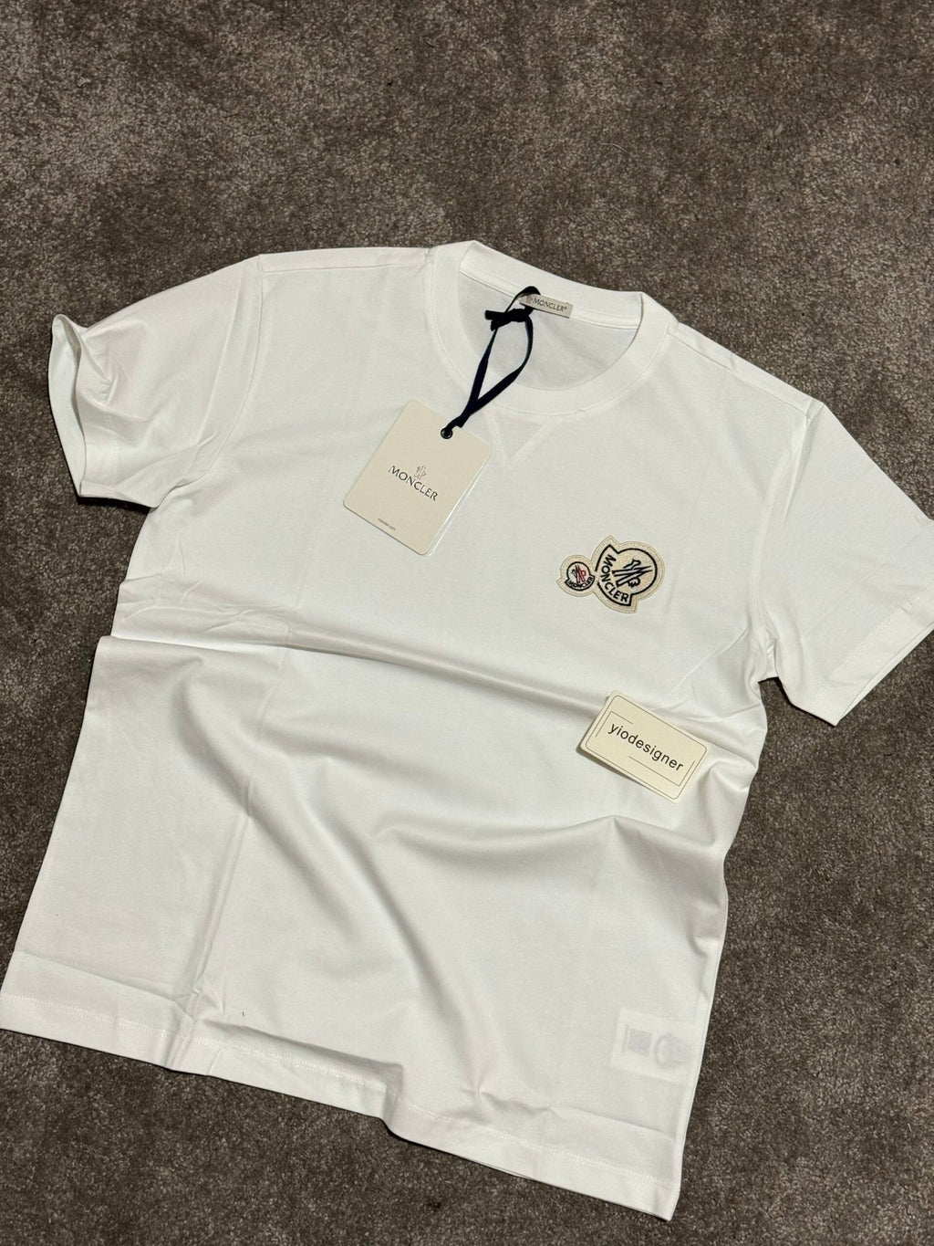 Moncler | Moncler t-shirt off-white | Size M | Side View | yiodesigner.co.uk