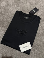 Fendi | Fendi T-shirt | Size L | yiodesigner.co.uk