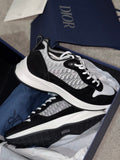 Dior | Dior b25 sneaker | Size 9.5 | Front View | yiodesigner.co.uk