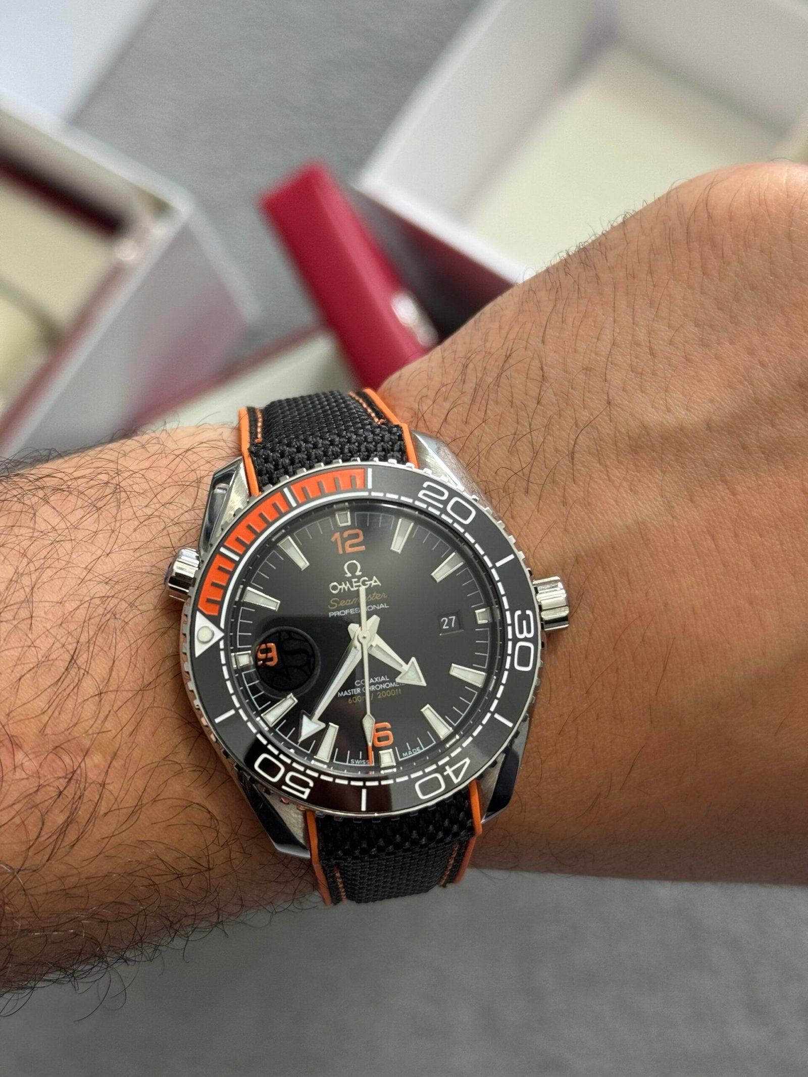 Omega | Omega watch | Side View | yiodesigner.co.uk