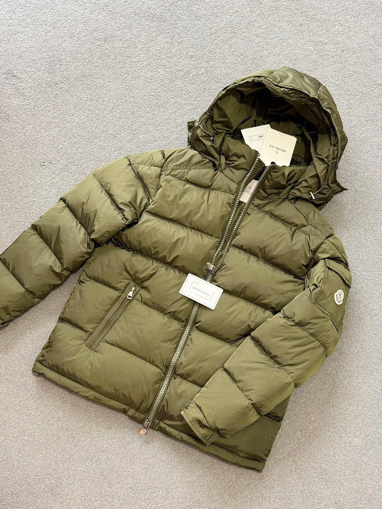 Moncler | Moncler coat | Black | Size 5 | Back View | yiodesigner.co.uk